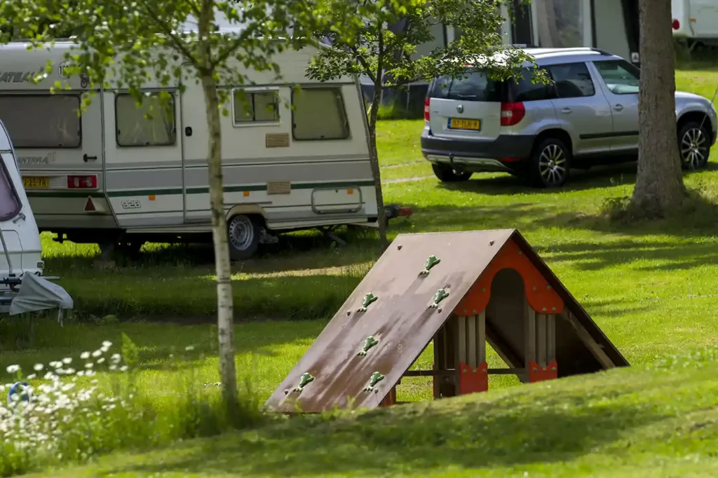 Camping Auf Kengert Larochette Luxembourg speeltuin bij kampeerplaatsen